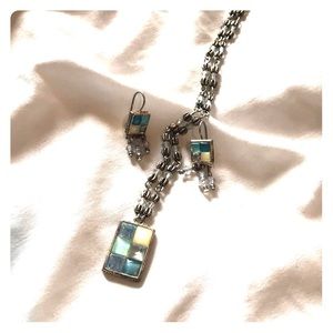 Necklace and earrings set